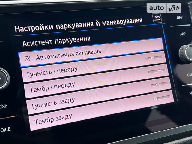 Сірий Фольксваген Тігуан, об'ємом двигуна 2 л та пробігом 185 тис. км за 26077 $, фото 69 на Automoto.ua