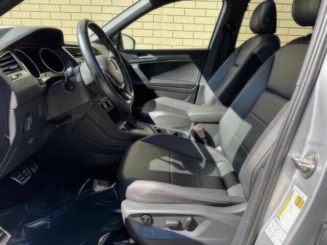 Серый Фольксваген Тигуан, объемом двигателя 2 л и пробегом 40 тыс. км за 10000 $, фото 10 на Automoto.ua