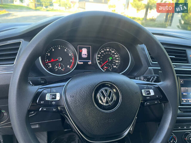 Сірий Фольксваген Тігуан, об'ємом двигуна 1.98 л та пробігом 182 тис. км за 16950 $, фото 11 на Automoto.ua