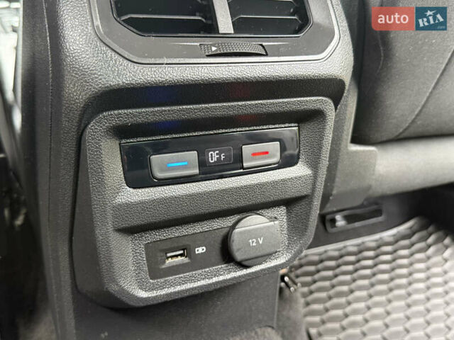 Сірий Фольксваген Тігуан, об'ємом двигуна 1.97 л та пробігом 250 тис. км за 25999 $, фото 44 на Automoto.ua