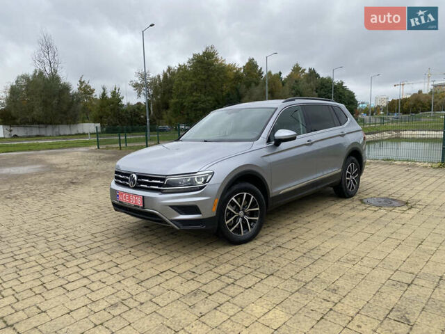 Серый Фольксваген Тигуан, объемом двигателя 2 л и пробегом 148 тыс. км за 19850 $, фото 4 на Automoto.ua