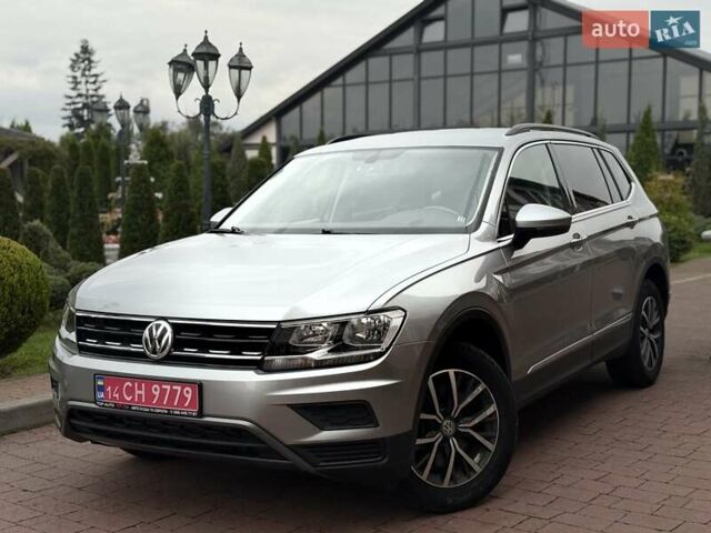 Сірий Фольксваген Тігуан, об'ємом двигуна 1.98 л та пробігом 173 тис. км за 16999 $, фото 2 на Automoto.ua