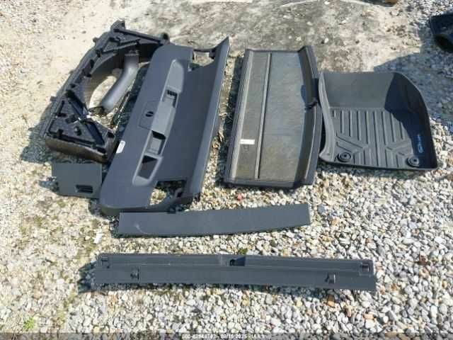 Серый Фольксваген Тигуан, объемом двигателя 2 л и пробегом 42 тыс. км за 5500 $, фото 11 на Automoto.ua