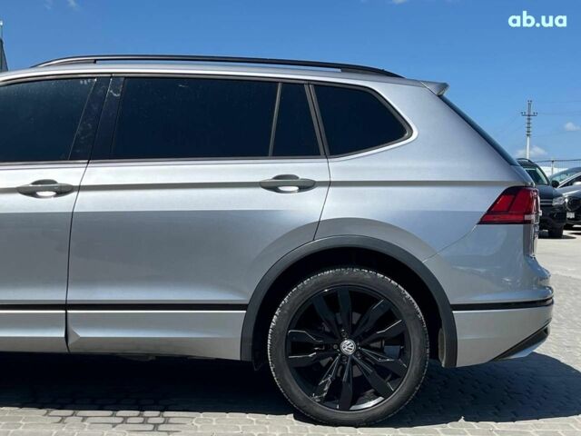 Серый Фольксваген Тигуан, объемом двигателя 2 л и пробегом 135 тыс. км за 23690 $, фото 9 на Automoto.ua