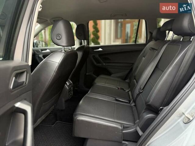 Сірий Фольксваген Тігуан, об'ємом двигуна 1.98 л та пробігом 173 тис. км за 16999 $, фото 63 на Automoto.ua