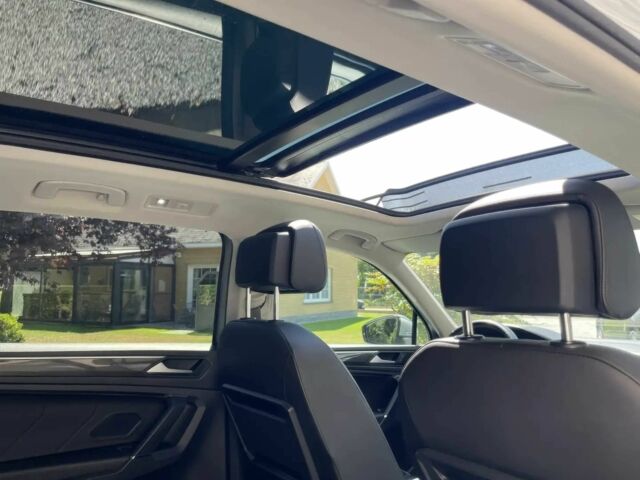 Серый Фольксваген Тигуан, объемом двигателя 2 л и пробегом 40 тыс. км за 23000 $, фото 12 на Automoto.ua