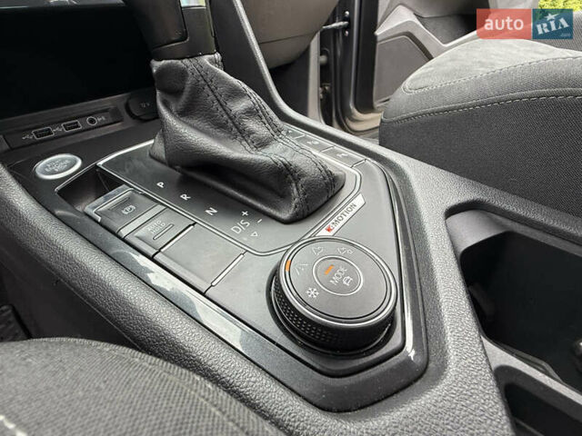 Сірий Фольксваген Тігуан, об'ємом двигуна 1.98 л та пробігом 250 тис. км за 25555 $, фото 50 на Automoto.ua