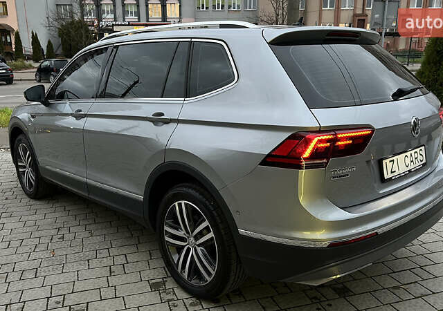 Серый Фольксваген Тигуан, объемом двигателя 2 л и пробегом 75 тыс. км за 29999 $, фото 3 на Automoto.ua