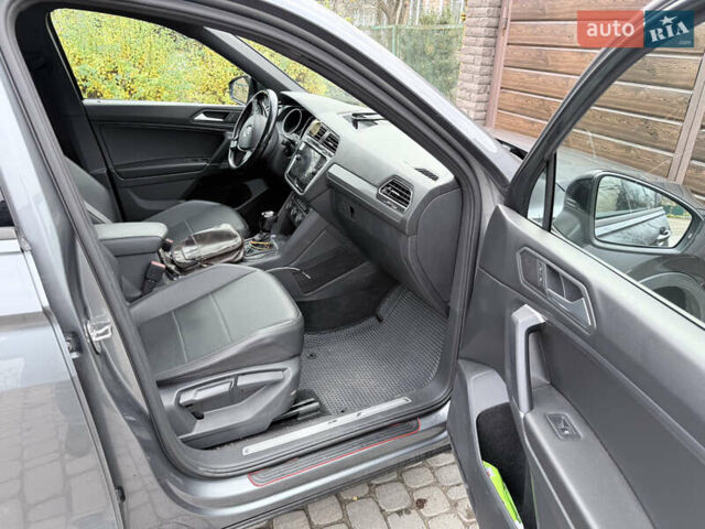 Серый Фольксваген Тигуан, объемом двигателя 1.98 л и пробегом 91 тыс. км за 24000 $, фото 4 на Automoto.ua