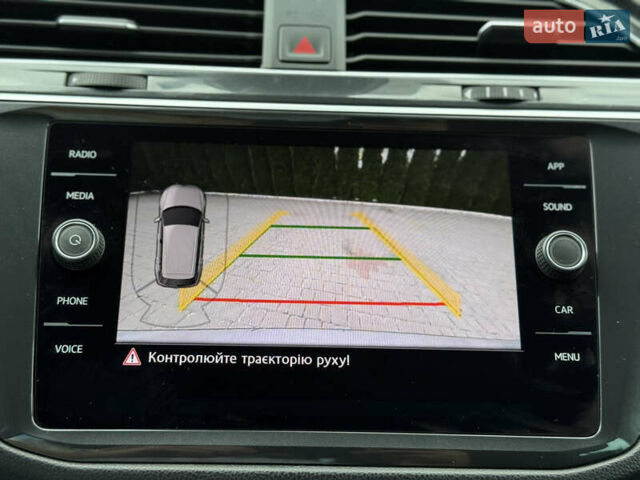 Серый Фольксваген Тигуан, объемом двигателя 1.98 л и пробегом 250 тыс. км за 25700 $, фото 59 на Automoto.ua