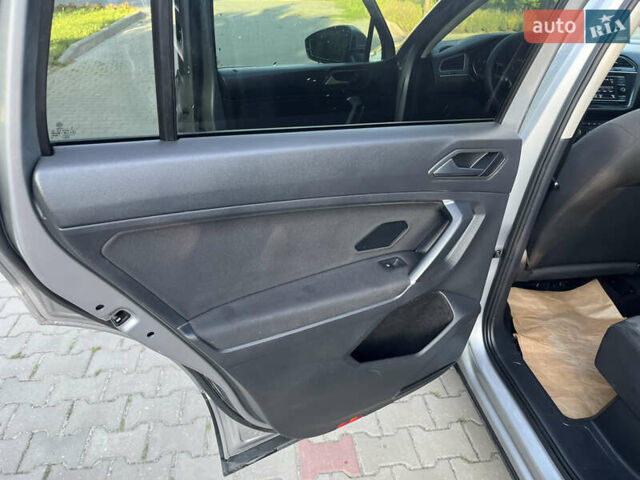 Сірий Фольксваген Тігуан, об'ємом двигуна 1.98 л та пробігом 182 тис. км за 16950 $, фото 14 на Automoto.ua