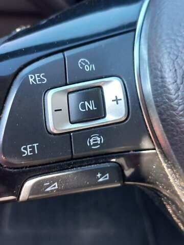 Сірий Фольксваген Тігуан, об'ємом двигуна 1.98 л та пробігом 210 тис. км за 17000 $, фото 11 на Automoto.ua