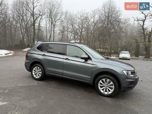 Сірий Фольксваген Тігуан, об'ємом двигуна 1.98 л та пробігом 87 тис. км за 16600 $, фото 6 на Automoto.ua