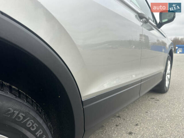 Серый Фольксваген Тигуан, объемом двигателя 1.97 л и пробегом 110 тыс. км за 24999 $, фото 28 на Automoto.ua