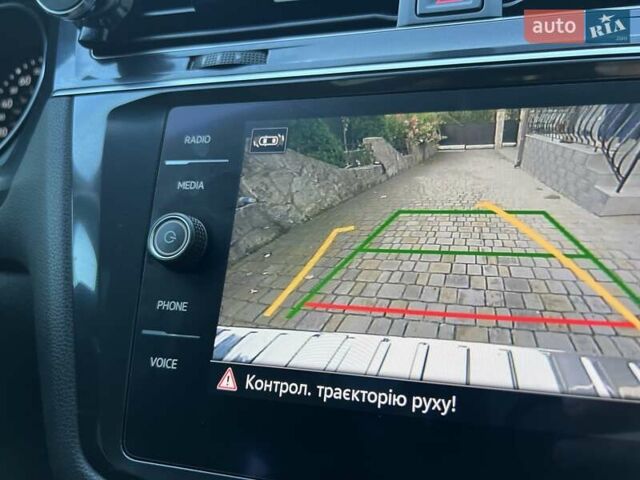 Серый Фольксваген Тигуан, объемом двигателя 1.98 л и пробегом 28 тыс. км за 17800 $, фото 56 на Automoto.ua