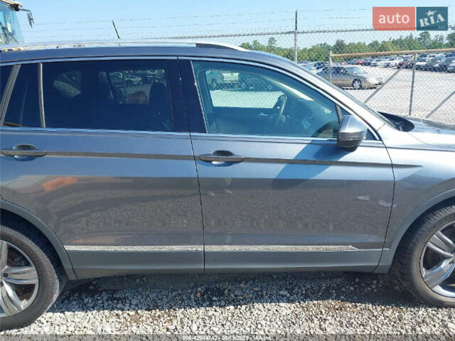 Серый Фольксваген Тигуан, объемом двигателя 0 л и пробегом 42 тыс. км за 5000 $, фото 11 на Automoto.ua