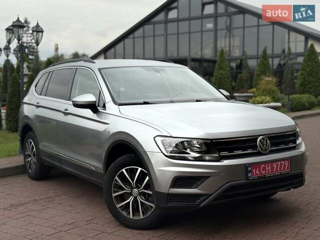 Сірий Фольксваген Тігуан, об'ємом двигуна 1.98 л та пробігом 173 тис. км за 16999 $, фото 7 на Automoto.ua
