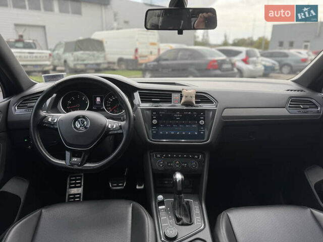 Серый Фольксваген Тигуан, объемом двигателя 1.98 л и пробегом 98 тыс. км за 24900 $, фото 10 на Automoto.ua