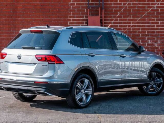 Сірий Фольксваген Тігуан, об'ємом двигуна 2 л та пробігом 46 тис. км за 9000 $, фото 6 на Automoto.ua