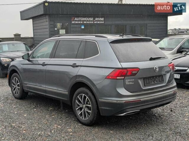 Серый Фольксваген Тигуан, объемом двигателя 1.98 л и пробегом 105 тыс. км за 17950 $, фото 20 на Automoto.ua