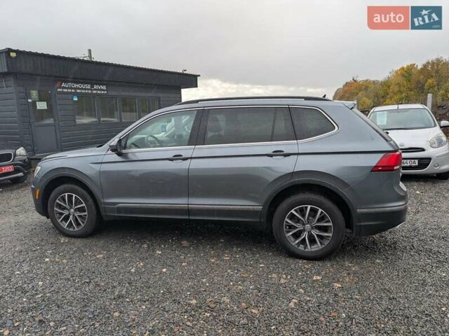 Серый Фольксваген Тигуан, объемом двигателя 1.98 л и пробегом 105 тыс. км за 17950 $, фото 24 на Automoto.ua