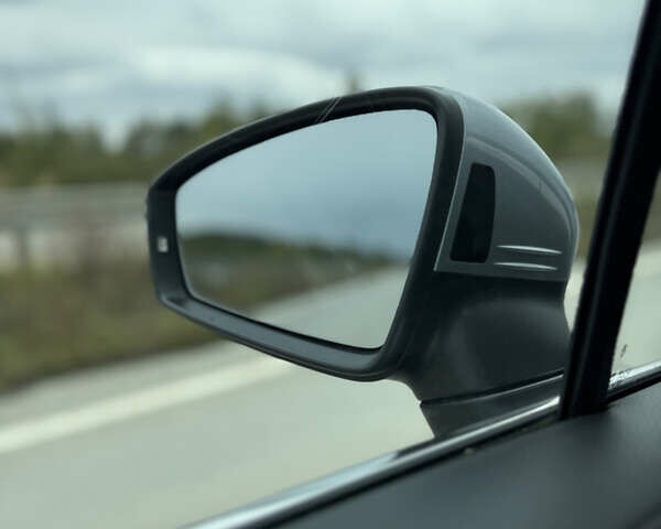 Серый Фольксваген Тигуан, объемом двигателя 1.98 л и пробегом 147 тыс. км за 22500 $, фото 11 на Automoto.ua