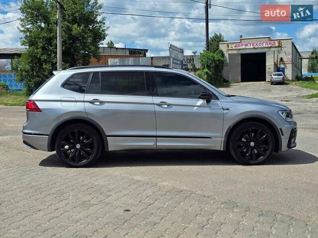 Серый Фольксваген Тигуан, объемом двигателя 1.98 л и пробегом 95 тыс. км за 21200 $, фото 23 на Automoto.ua
