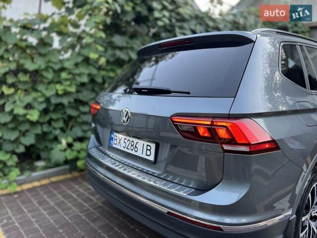 Серый Фольксваген Тигуан, объемом двигателя 1.98 л и пробегом 28 тыс. км за 17800 $, фото 60 на Automoto.ua