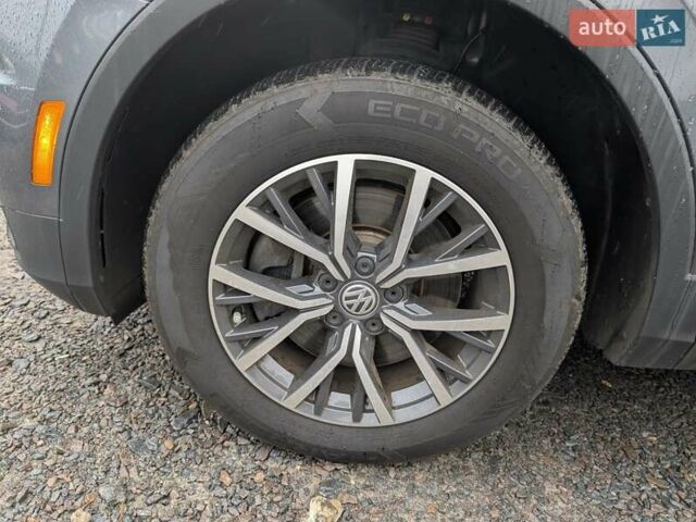 Серый Фольксваген Тигуан, объемом двигателя 1.98 л и пробегом 105 тыс. км за 17950 $, фото 25 на Automoto.ua