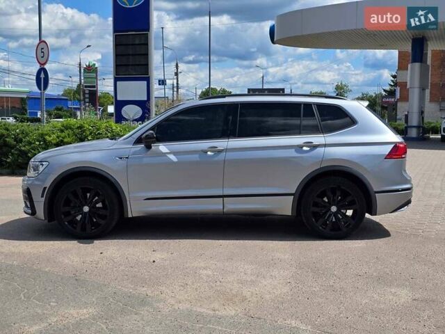 Серый Фольксваген Тигуан, объемом двигателя 1.98 л и пробегом 95 тыс. км за 21200 $, фото 34 на Automoto.ua