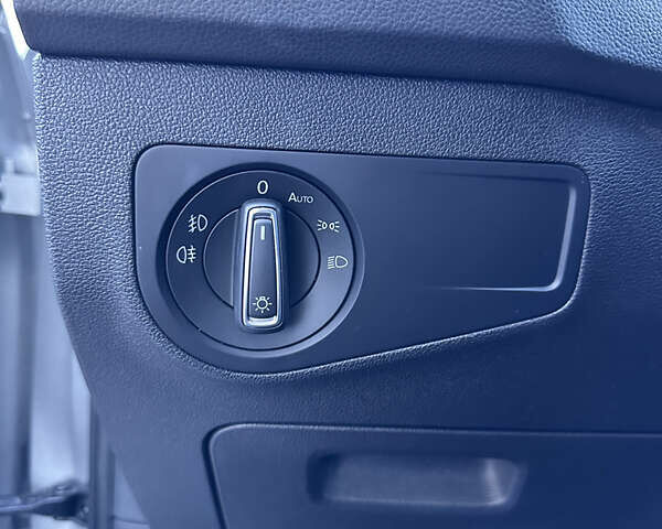 Серый Фольксваген Тигуан, объемом двигателя 1.97 л и пробегом 144 тыс. км за 26000 $, фото 20 на Automoto.ua