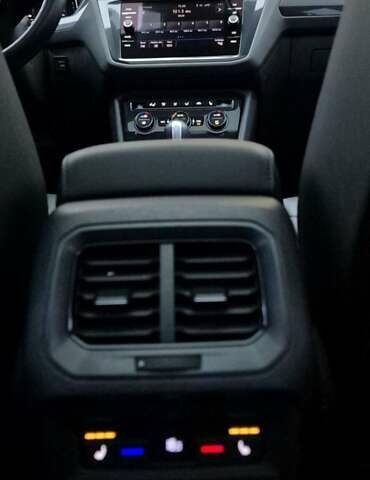 Сірий Фольксваген Тігуан, об'ємом двигуна 1.97 л та пробігом 113 тис. км за 29999 $, фото 13 на Automoto.ua