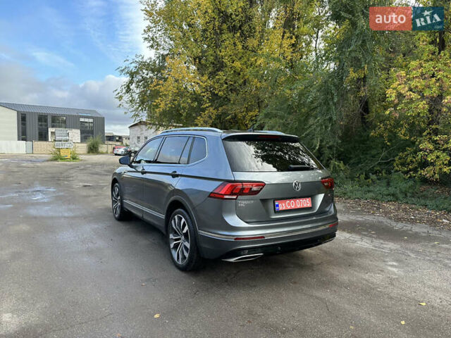 Серый Фольксваген Тигуан, объемом двигателя 2 л и пробегом 87 тыс. км за 25500 $, фото 6 на Automoto.ua