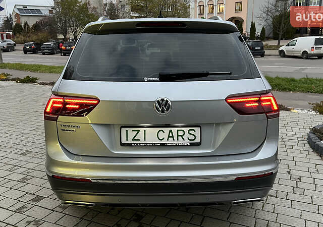 Серый Фольксваген Тигуан, объемом двигателя 2 л и пробегом 75 тыс. км за 29999 $, фото 4 на Automoto.ua