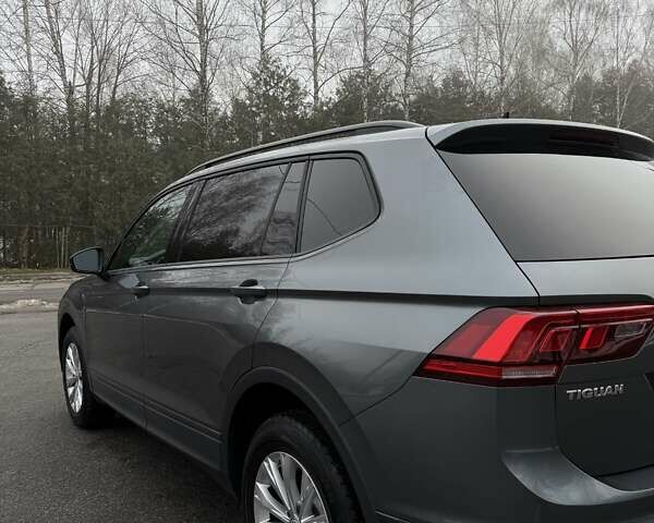 Сірий Фольксваген Тігуан, об'ємом двигуна 1.98 л та пробігом 87 тис. км за 16600 $, фото 8 на Automoto.ua