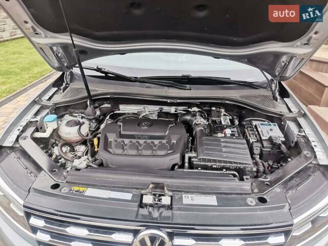 Серый Фольксваген Тигуан, объемом двигателя 1.98 л и пробегом 63 тыс. км за 25400 $, фото 10 на Automoto.ua