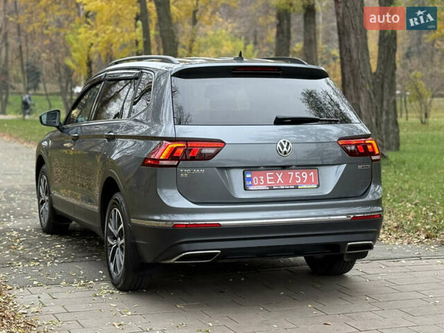 Сірий Фольксваген Тігуан, об'ємом двигуна 2 л та пробігом 212 тис. км за 16900 $, фото 18 на Automoto.ua