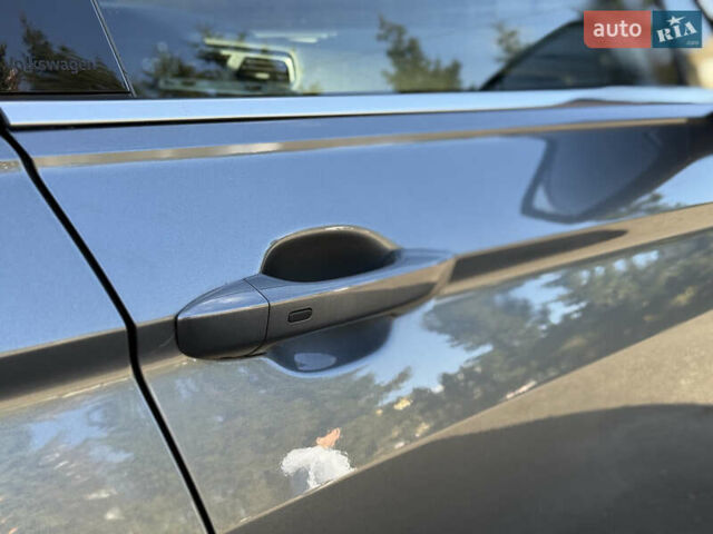 Серый Фольксваген Тигуан, объемом двигателя 2 л и пробегом 120 тыс. км за 23500 $, фото 38 на Automoto.ua
