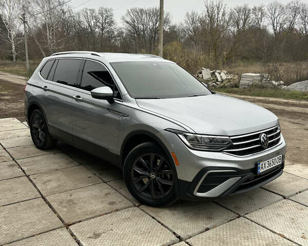 Серый Фольксваген Тигуан, объемом двигателя 1.98 л и пробегом 63 тыс. км за 25900 $, фото 1 на Automoto.ua