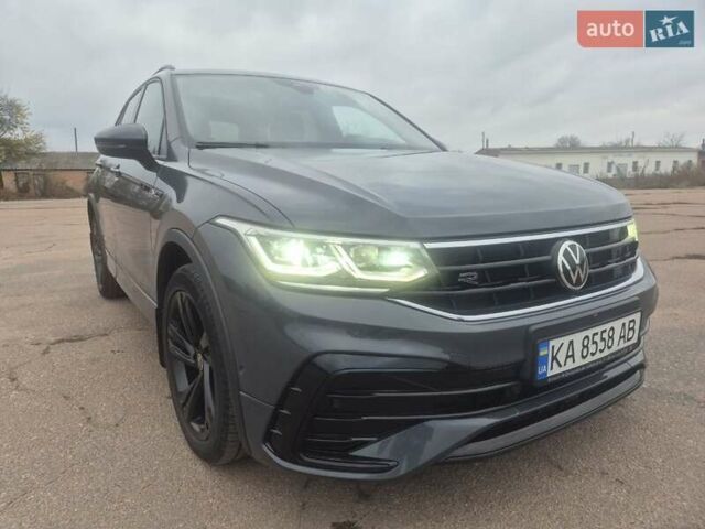 Серый Фольксваген Тигуан, объемом двигателя 2 л и пробегом 117 тыс. км за 34900 $, фото 3 на Automoto.ua