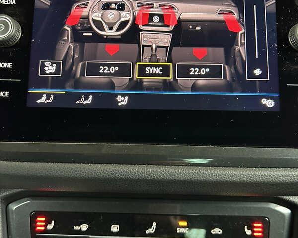 Серый Фольксваген Тигуан, объемом двигателя 2 л и пробегом 194 тыс. км за 31500 $, фото 57 на Automoto.ua