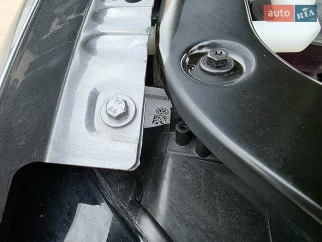 Серый Фольксваген Тигуан, объемом двигателя 1.98 л и пробегом 92 тыс. км за 24500 $, фото 63 на Automoto.ua