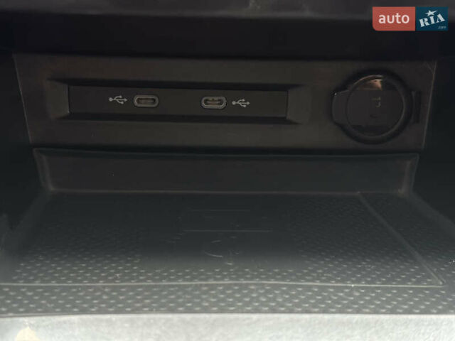 Сірий Фольксваген Тігуан, об'ємом двигуна 2 л та пробігом 204 тис. км за 34499 $, фото 35 на Automoto.ua