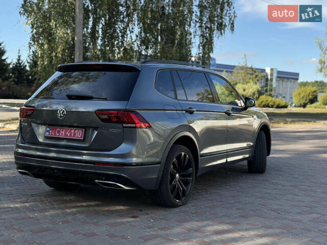 Серый Фольксваген Тигуан, объемом двигателя 1.98 л и пробегом 82 тыс. км за 21499 $, фото 8 на Automoto.ua