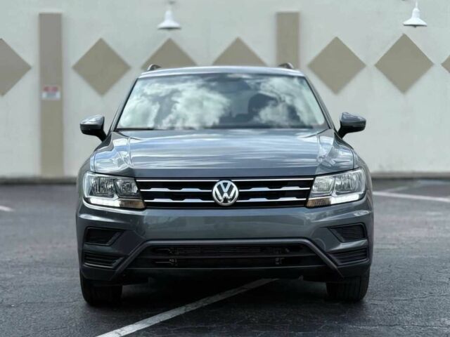 Сірий Фольксваген Тігуан, об'ємом двигуна 2 л та пробігом 13 тис. км за 10000 $, фото 1 на Automoto.ua