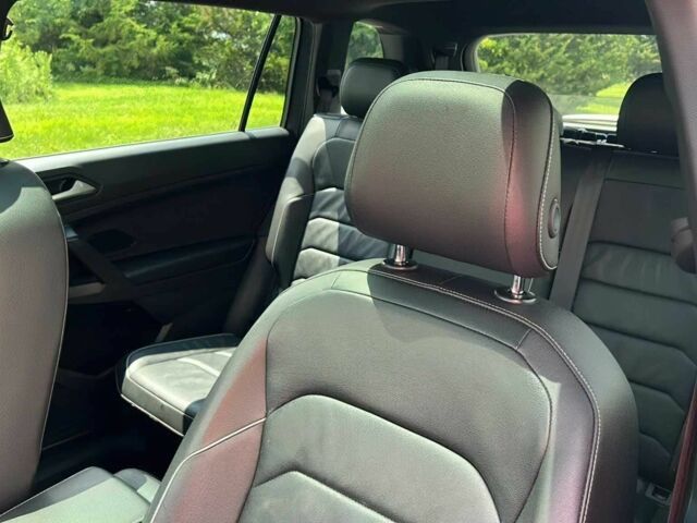 Серый Фольксваген Тигуан, объемом двигателя 2 л и пробегом 38 тыс. км за 13000 $, фото 8 на Automoto.ua