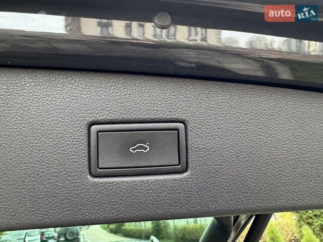Сірий Фольксваген Тігуан, об'ємом двигуна 1.97 л та пробігом 52 тис. км за 33200 $, фото 32 на Automoto.ua
