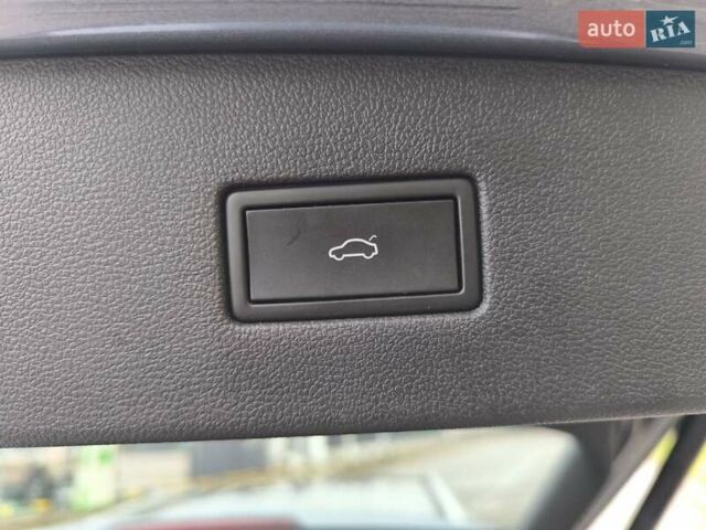 Сірий Фольксваген Тігуан, об'ємом двигуна 2 л та пробігом 63 тис. км за 23400 $, фото 20 на Automoto.ua