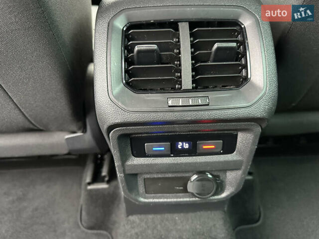 Сірий Фольксваген Тігуан, об'ємом двигуна 1.97 л та пробігом 160 тис. км за 28650 $, фото 81 на Automoto.ua