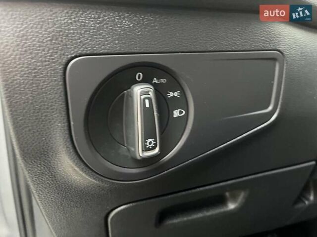 Серый Фольксваген Тигуан, объемом двигателя 2 л и пробегом 119 тыс. км за 19500 $, фото 31 на Automoto.ua